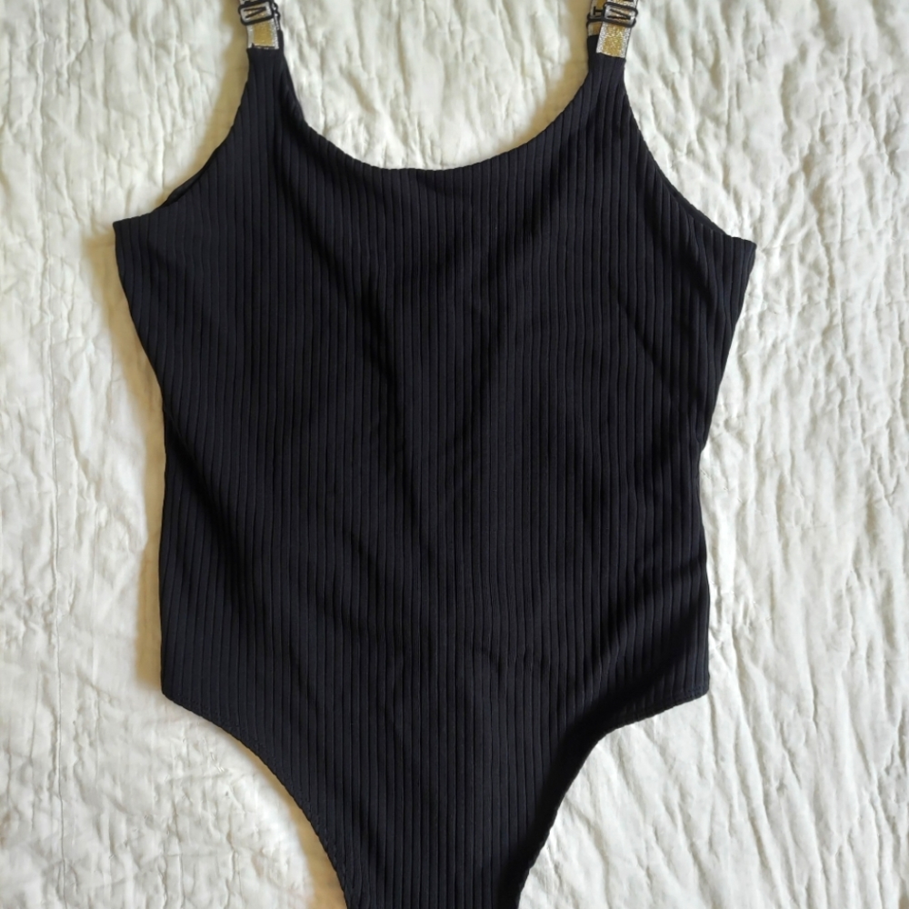 VS body Suit